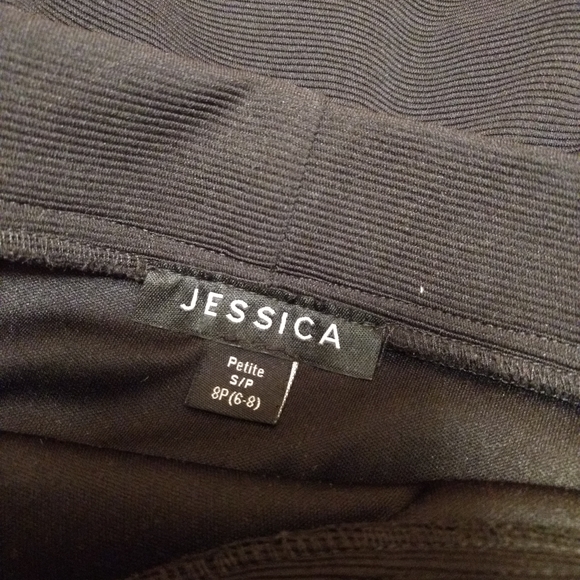 🆕 Black peplum ribbed skirt - US petite Small - Picture 2 of 5